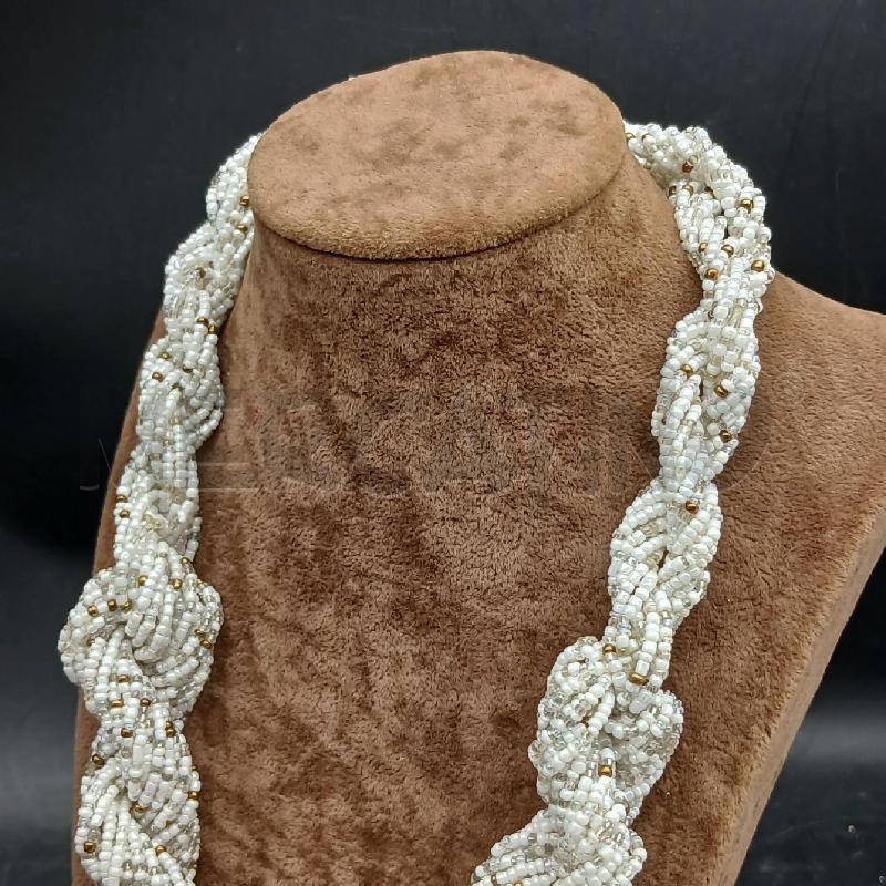 COLLANA MULTIFILO BIANCO  | Mercatino dell'Usato Roma garbatella 3