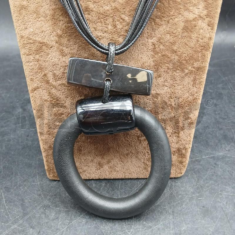 COLLANA MULTIFILO GOMMA NERO CERCHIO | Mercatino dell'Usato Roma garbatella 2