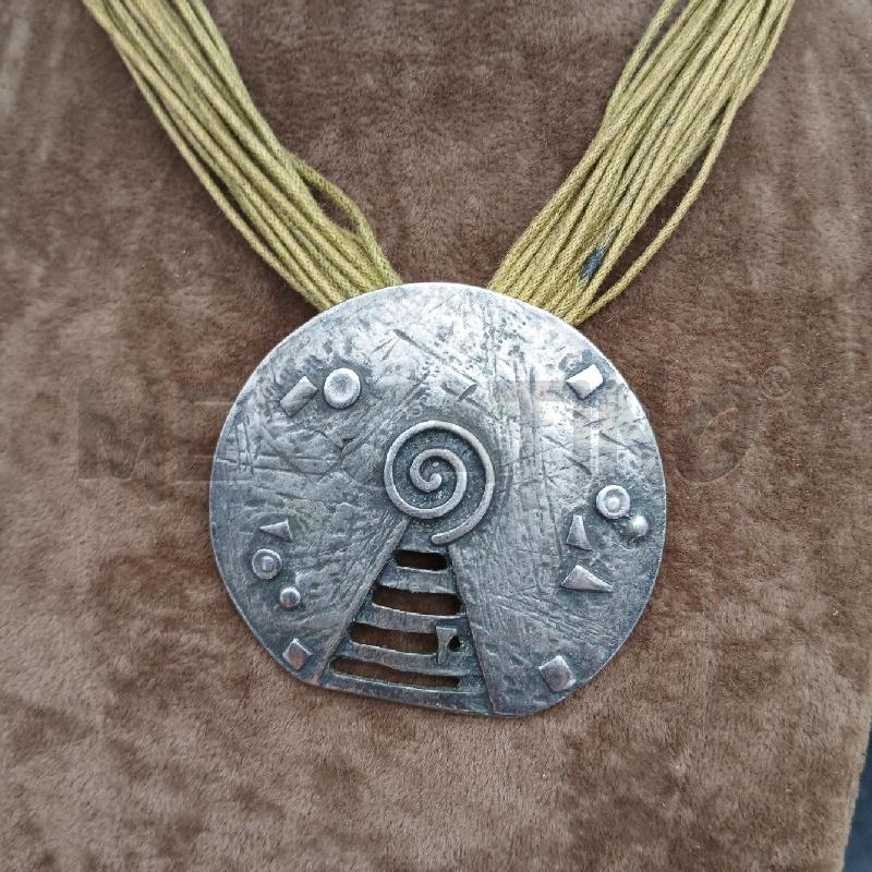 COLLANA MULTIFILO VERDE CIONDOLO  | Mercatino dell'Usato Roma garbatella 2