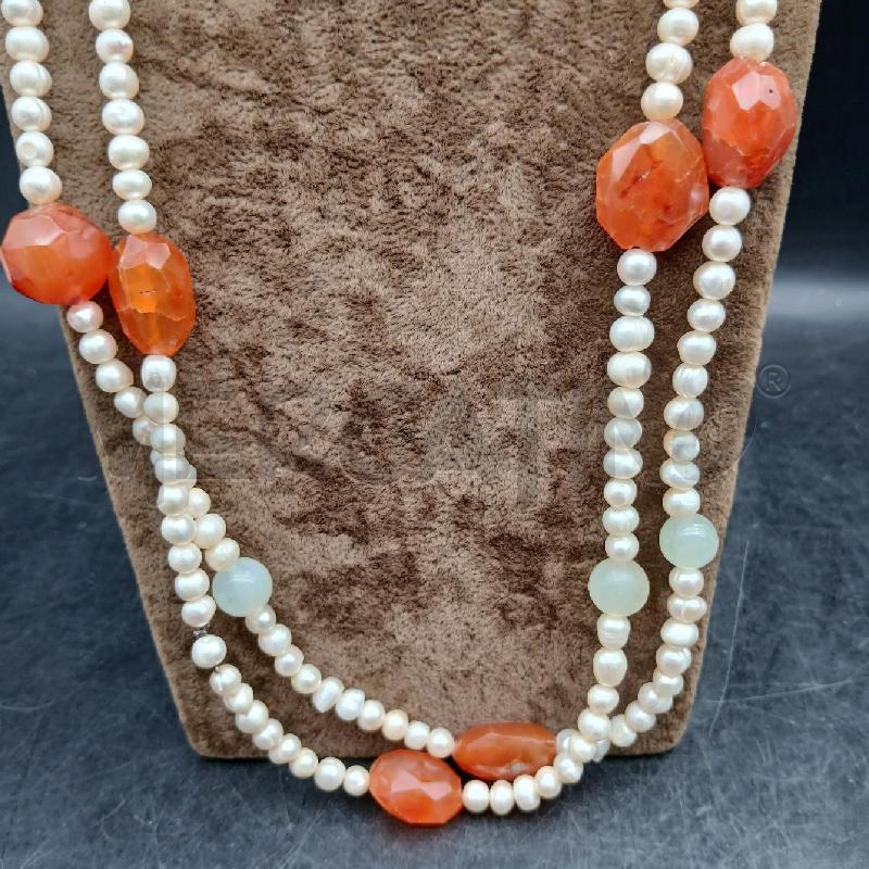 COLLANA PERLE BIANCO PIETRE ROSSO CELES | Mercatino dell'Usato Roma garbatella 2