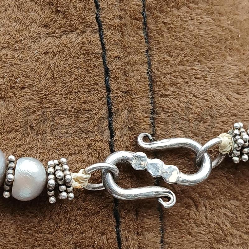 COLLANA PERLE GRIGIO CHIUSURA ARG | Mercatino dell'Usato Roma garbatella 4