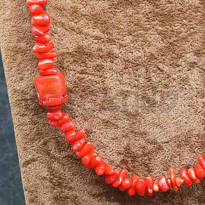 COLLANA PIETRE ROSSA | Mercatino dell'Usato Roma garbatella 2