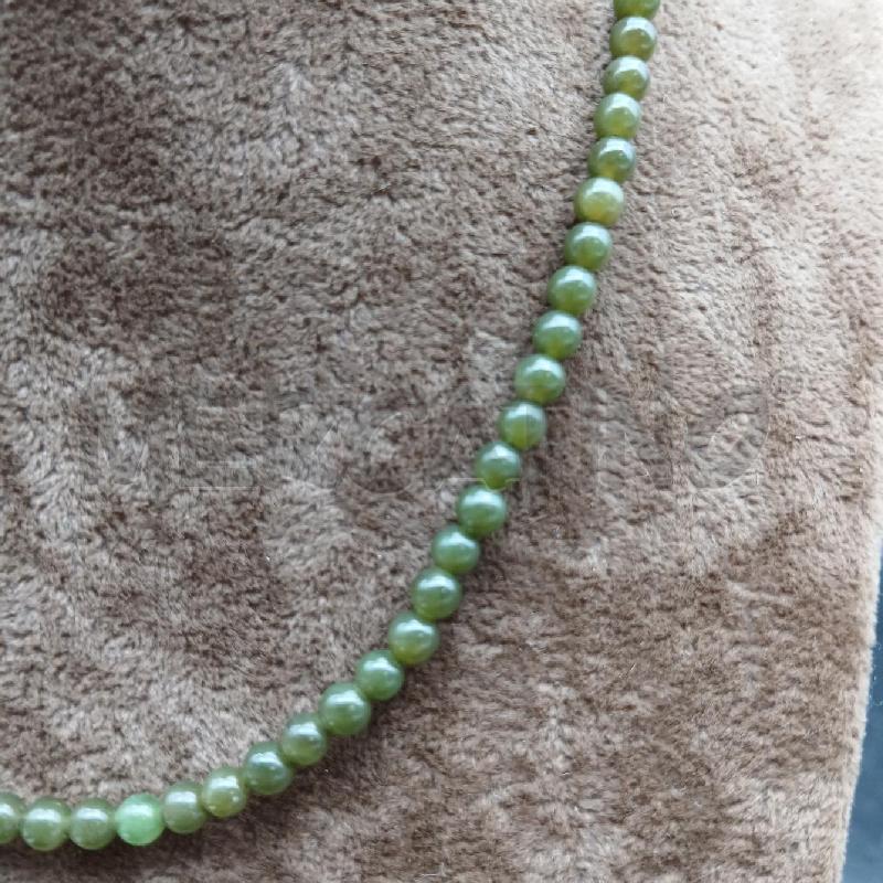 COLLANA PIETRE VERDE FINA | Mercatino dell'Usato Roma garbatella 2