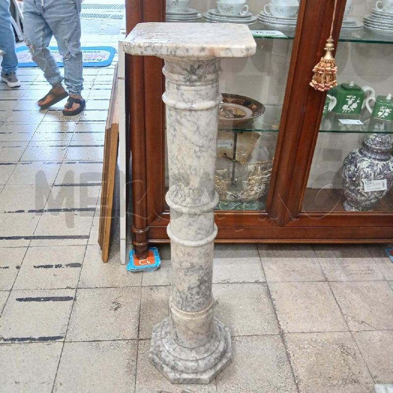COLONNA MARMO BIANCO NERO | Mercatino dell'Usato Roma garbatella 1