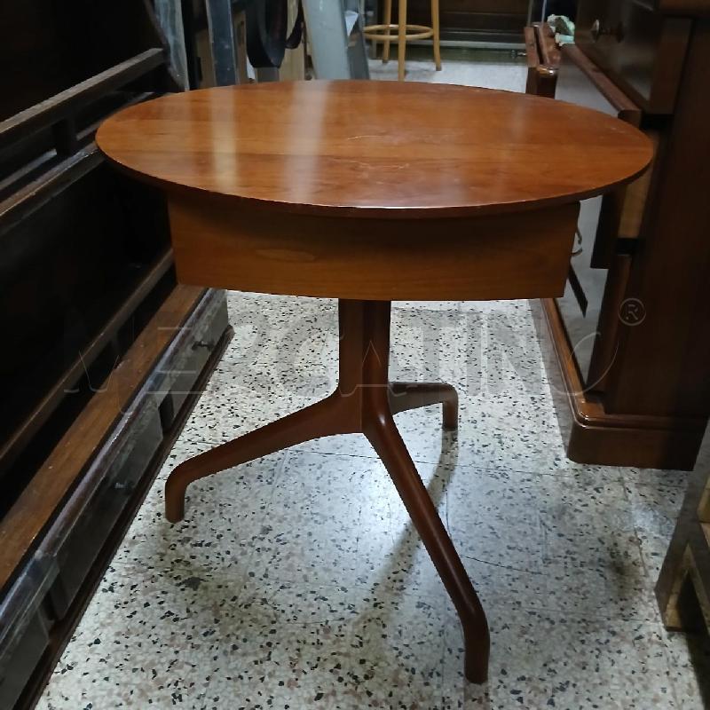 COMODINI COPPIA OVALI 1 CASSETTO | Mercatino dell'Usato Roma garbatella 1