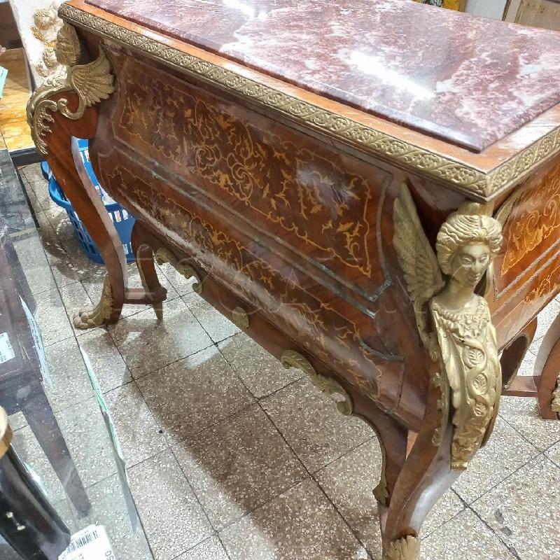 COMO' INTARSIATO PIANO MARMO 2 CASSETTI  | Mercatino dell'Usato Roma garbatella 3