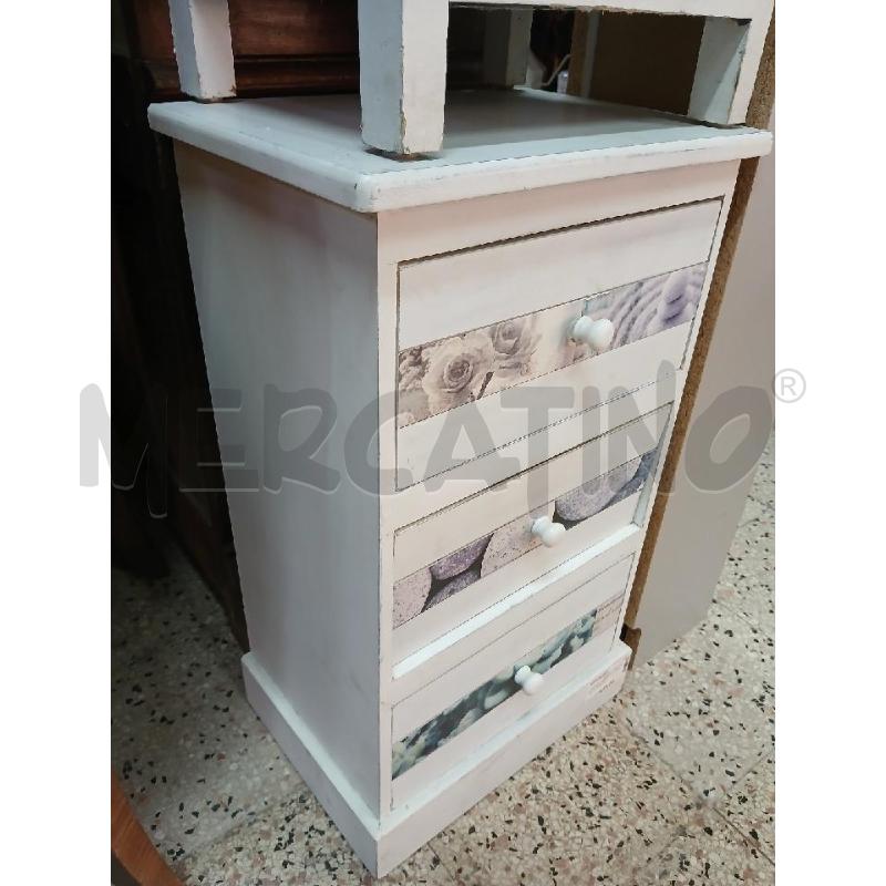 COPPIA COMODINI 3 CASSETTI BIANCHI | Mercatino dell'Usato Roma garbatella 2