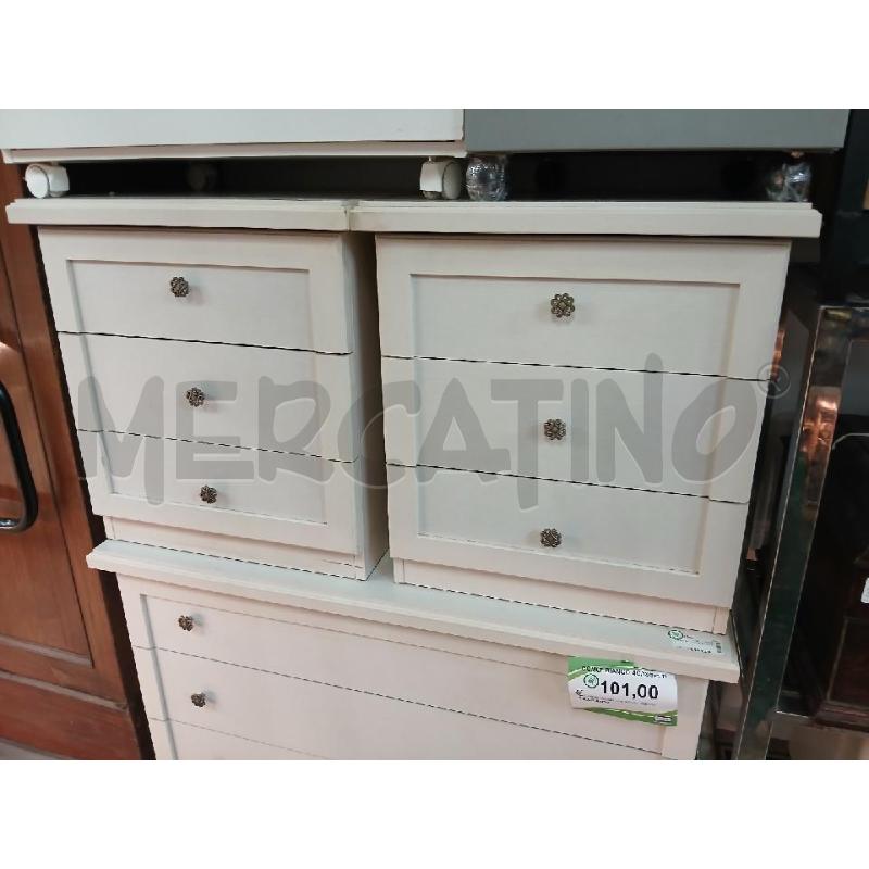 COPPIA COMODINI BIANCHI 3CASSETTI | Mercatino dell'Usato Roma garbatella 1