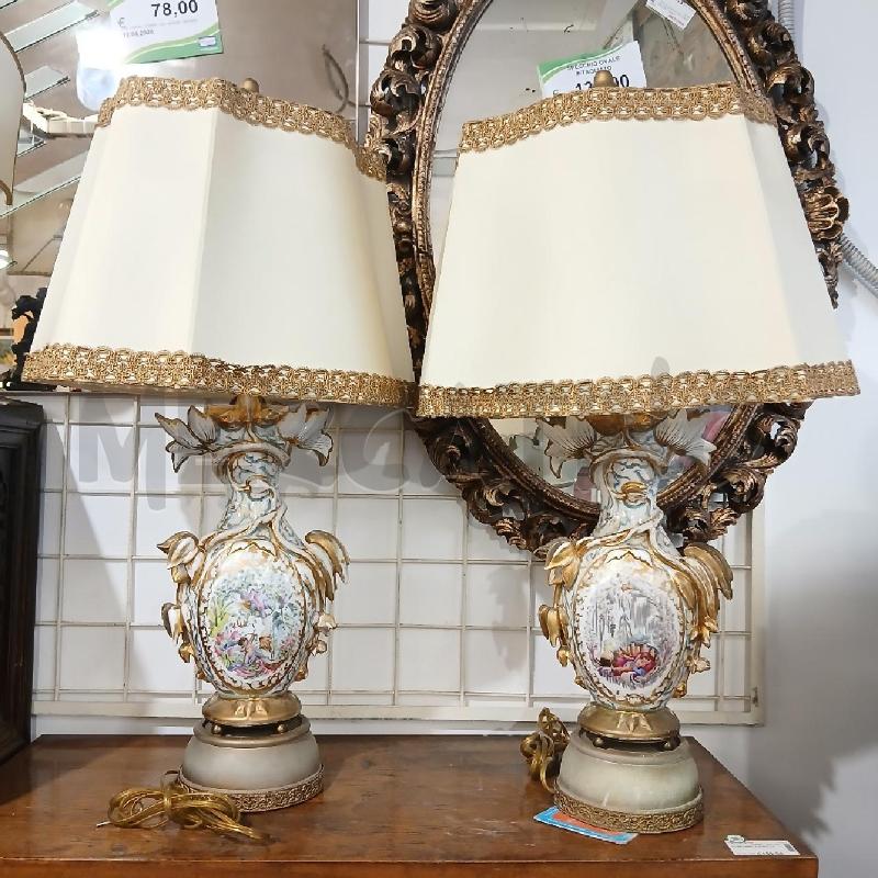 COPPIA LAMPADE FRANCESI DIPINTE | Mercatino dell'Usato Roma garbatella 1
