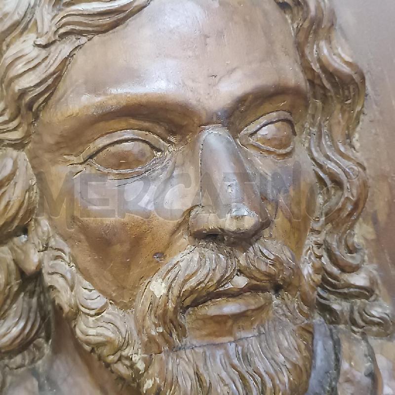 COPPIA MEDAGLIONI LIGNEI VOLTI  | Mercatino dell'Usato Roma garbatella 2