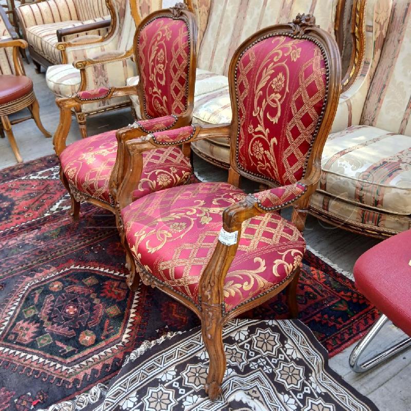 COPPIA POLTRONCINE NOCE SEDUTA ROSSA | Mercatino dell'Usato Roma garbatella 3