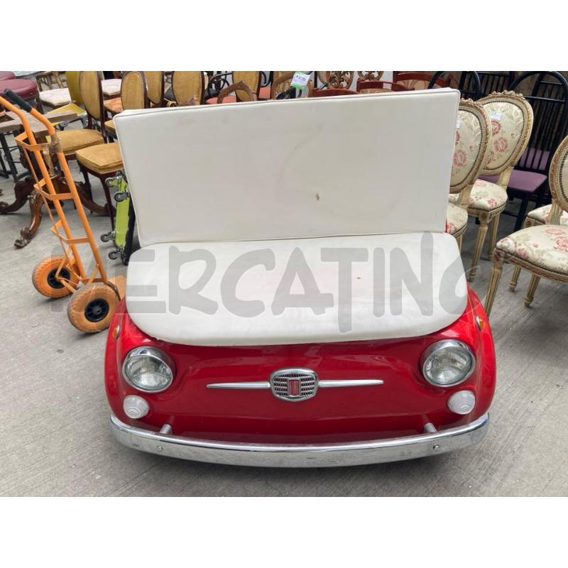 DIVANETTO FIAT ROSSO | Mercatino dell'Usato Roma garbatella 1
