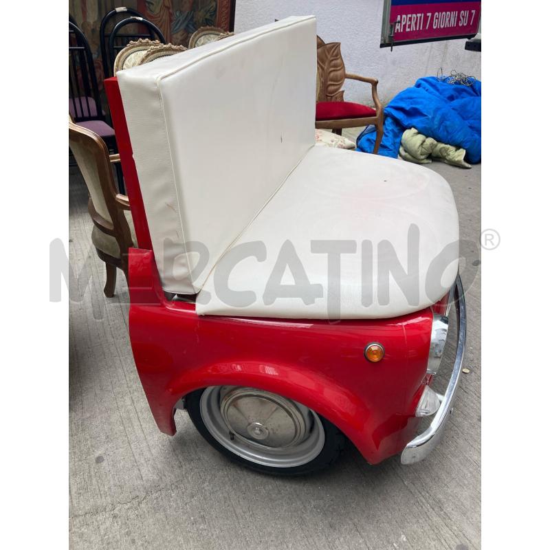DIVANETTO FIAT ROSSO | Mercatino dell'Usato Roma garbatella 2