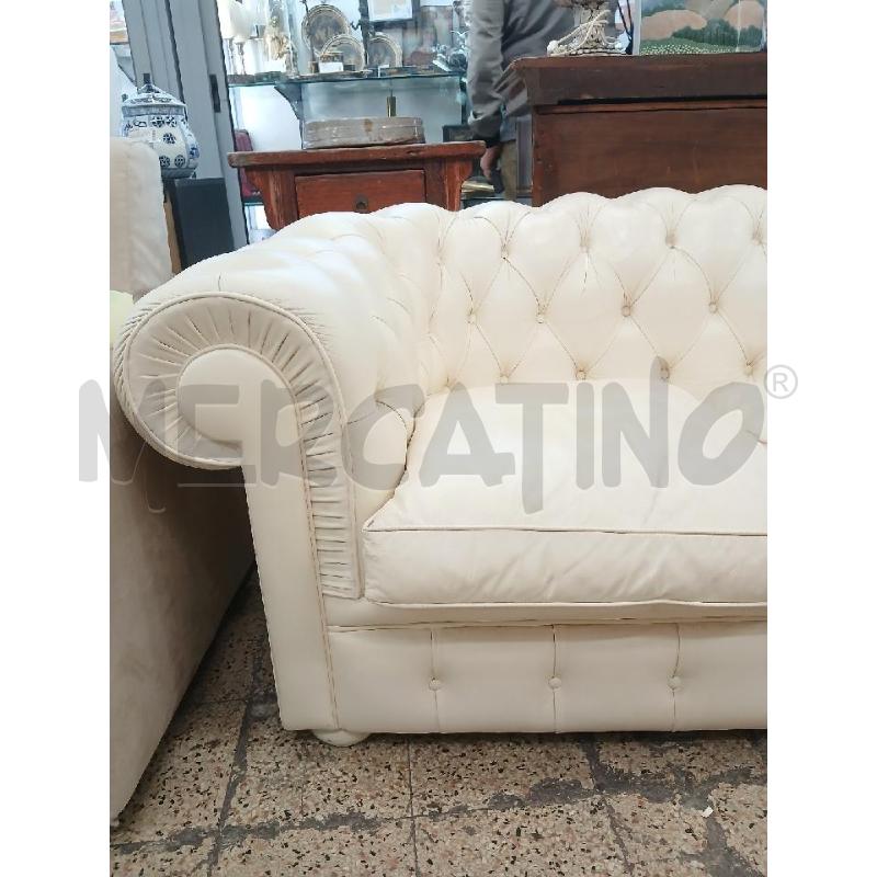DIVANO CHESTER BIANCO 3POSTI | Mercatino dell'Usato Roma garbatella 5