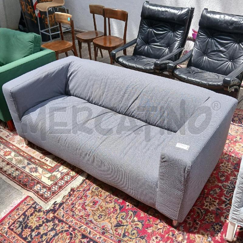 DIVANO GRIGIO 2 POSTI  | Mercatino dell'Usato Roma garbatella 1