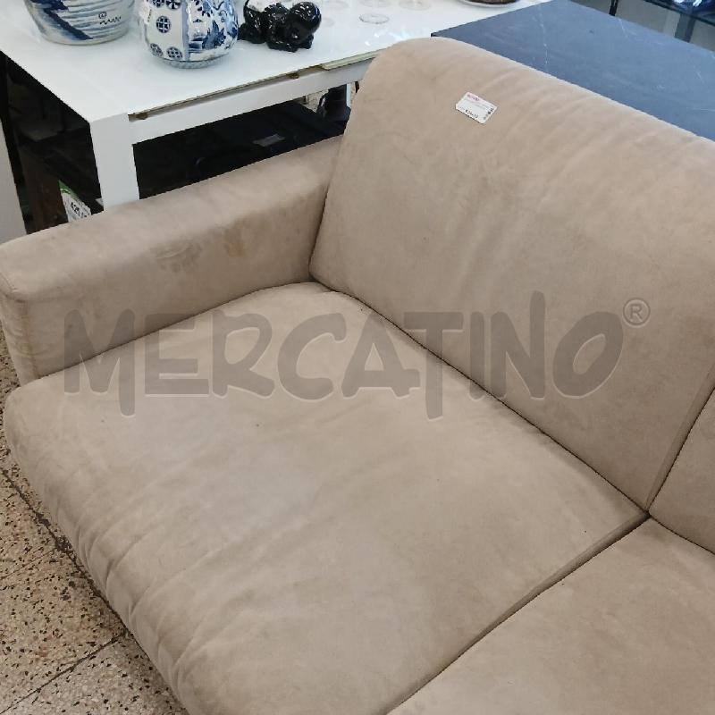 DIVANO LETTO BEIGE 2P | Mercatino dell'Usato Roma garbatella 2