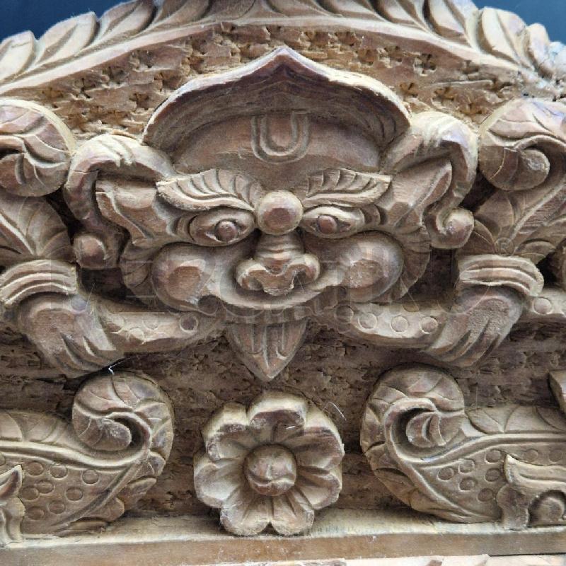 FINESTRA ETNICA LEGNO | Mercatino dell'Usato Roma garbatella 5