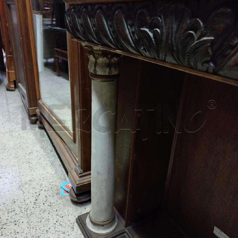 FINTO CAMINO LEGNO COLONNE BIANCO | Mercatino dell'Usato Roma garbatella 3