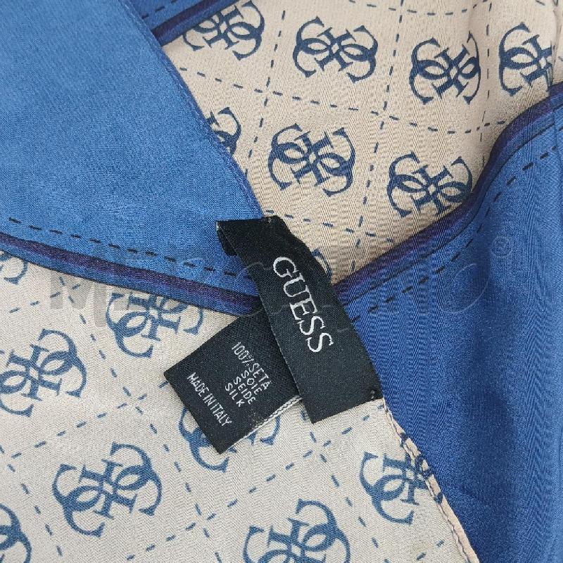 FOULARD GUESS BLU E BEIGE  | Mercatino dell'Usato Roma garbatella 4