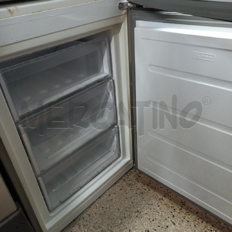FRIGO GRIGIO  | Mercatino dell'Usato Roma garbatella 3