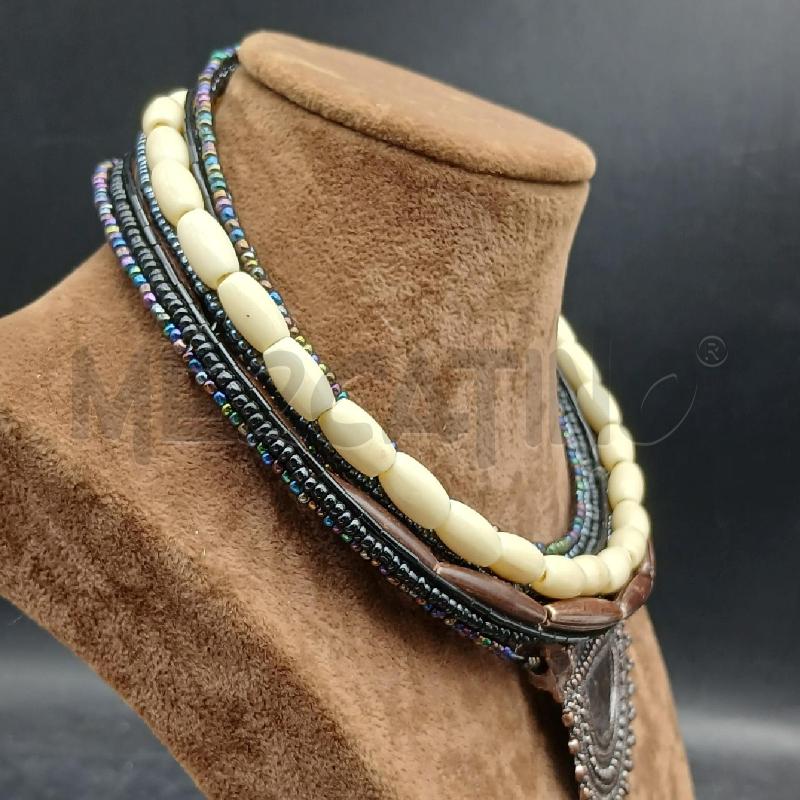 GIRO COLLO PERLINE BEIGE E NERO  | Mercatino dell'Usato Roma garbatella 3