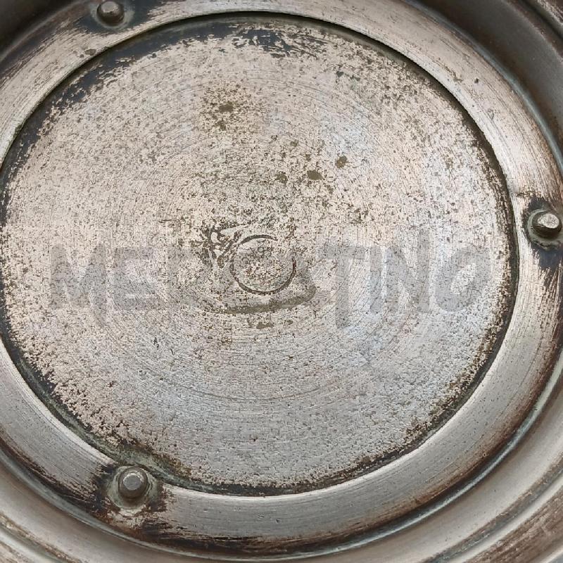 GRANDE TIERA MET CON BASE | Mercatino dell'Usato Roma garbatella 5