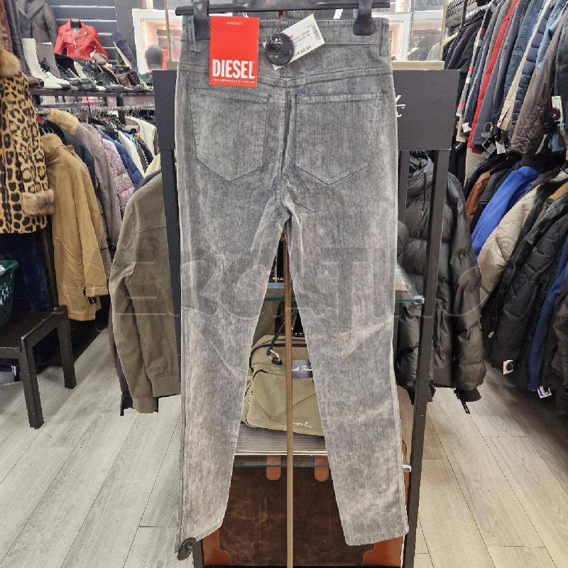 JEANS DONNA DIESEL GRIGIO DELAVE | Mercatino dell'Usato Roma garbatella 2