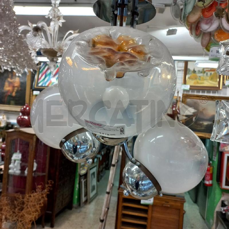 LAMPADARIO CROMO VETRO 3LUCI | Mercatino dell'Usato Roma garbatella 2