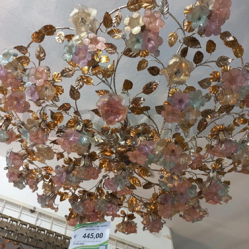 LAMPADARIO FIORI VETRO MURANO 12L | Mercatino dell'Usato Roma garbatella 2