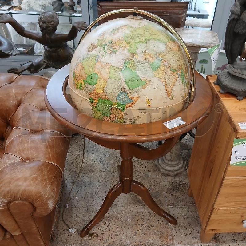 MAPPAMONDO +LUCE  | Mercatino dell'Usato Roma garbatella 1
