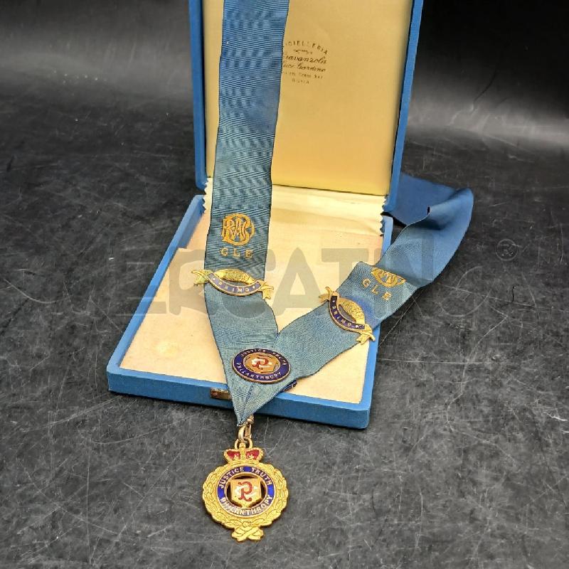 MEDAGLIA MOSTRINA JUSTICE TRUTH  | Mercatino dell'Usato Roma garbatella 1