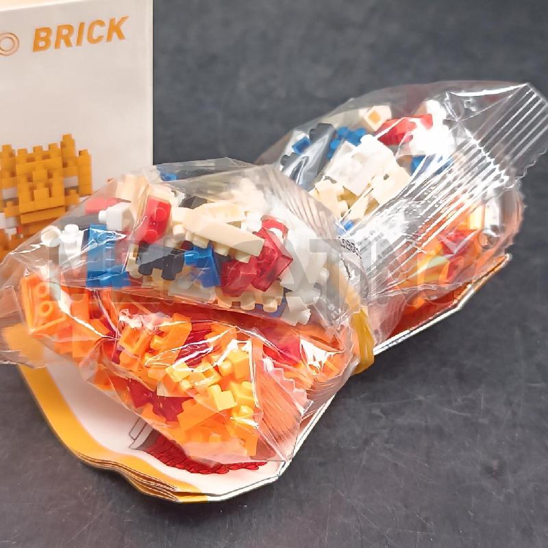 MICRO BRICK CHARIZARD | Mercatino dell'Usato Roma garbatella 4