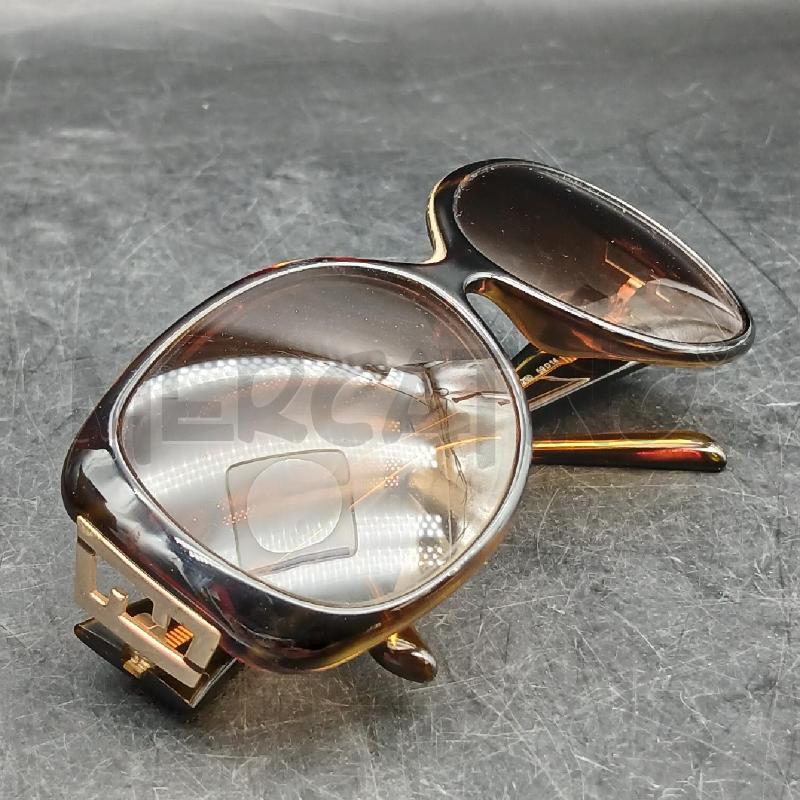 OCCHIALI DA SOLE FENDI MARRONE LATERALE FF | Mercatino dell'Usato Roma garbatella 4