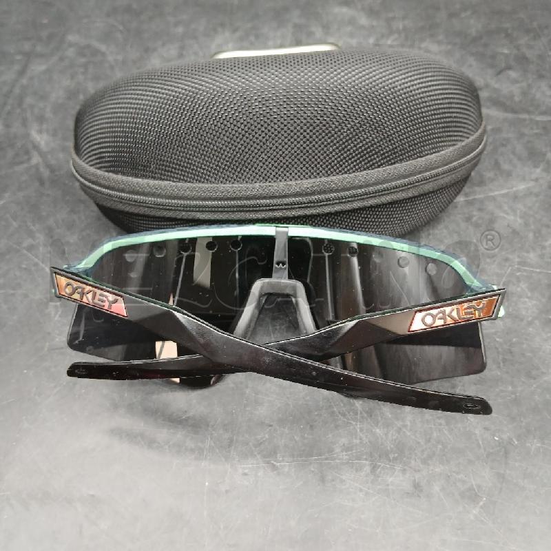 OCCHIALI DA SOLE OAKLEY NERO VERDE | Mercatino dell'Usato Roma garbatella 2