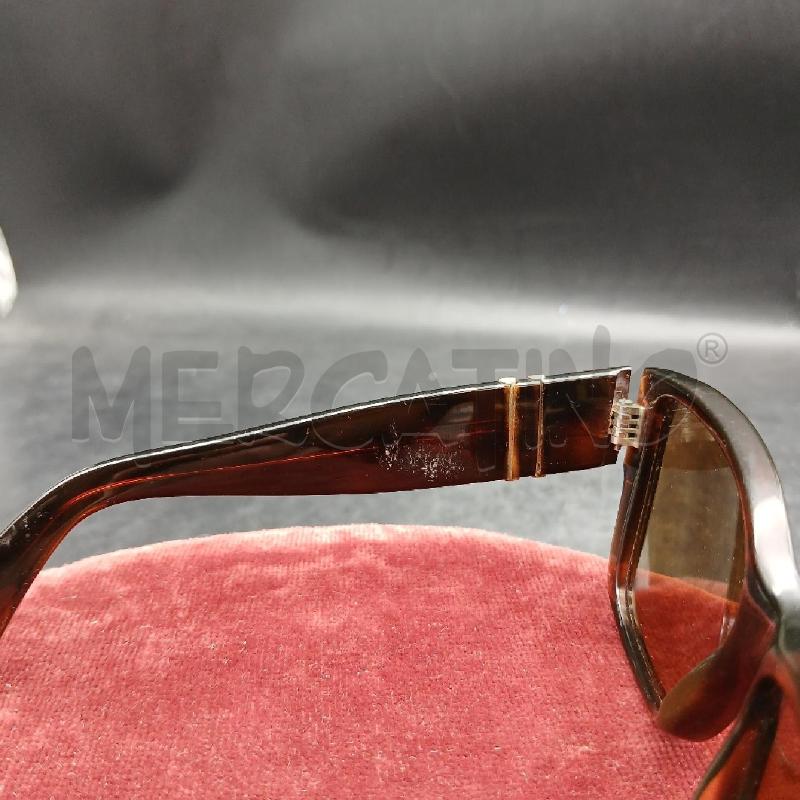 OCCHIALI DA SOLE PERSOL MARRONE  | Mercatino dell'Usato Roma garbatella 3