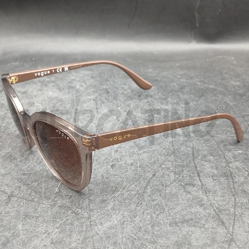 OCCHIALI DA SOLE VOGUE MARRONE  | Mercatino dell'Usato Roma garbatella 4