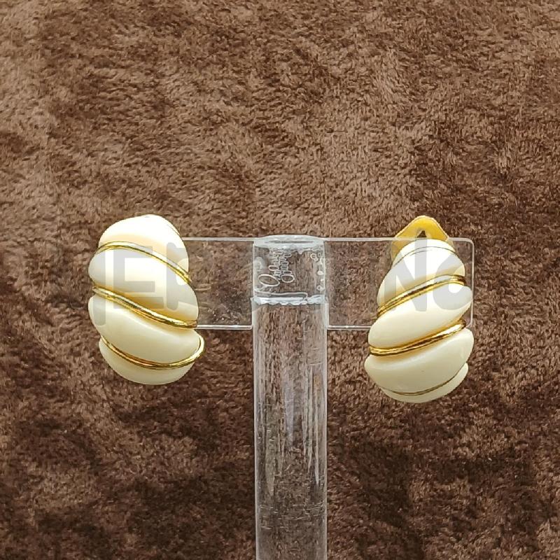 ORECCHINI BOZARI BEIGE DET DORATO  | Mercatino dell'Usato Roma garbatella 1