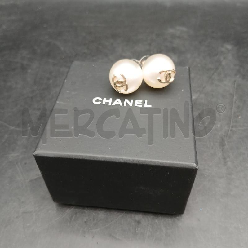 ORECCHINI CHANEL PERLA BIANCA  | Mercatino dell'Usato Roma garbatella 1