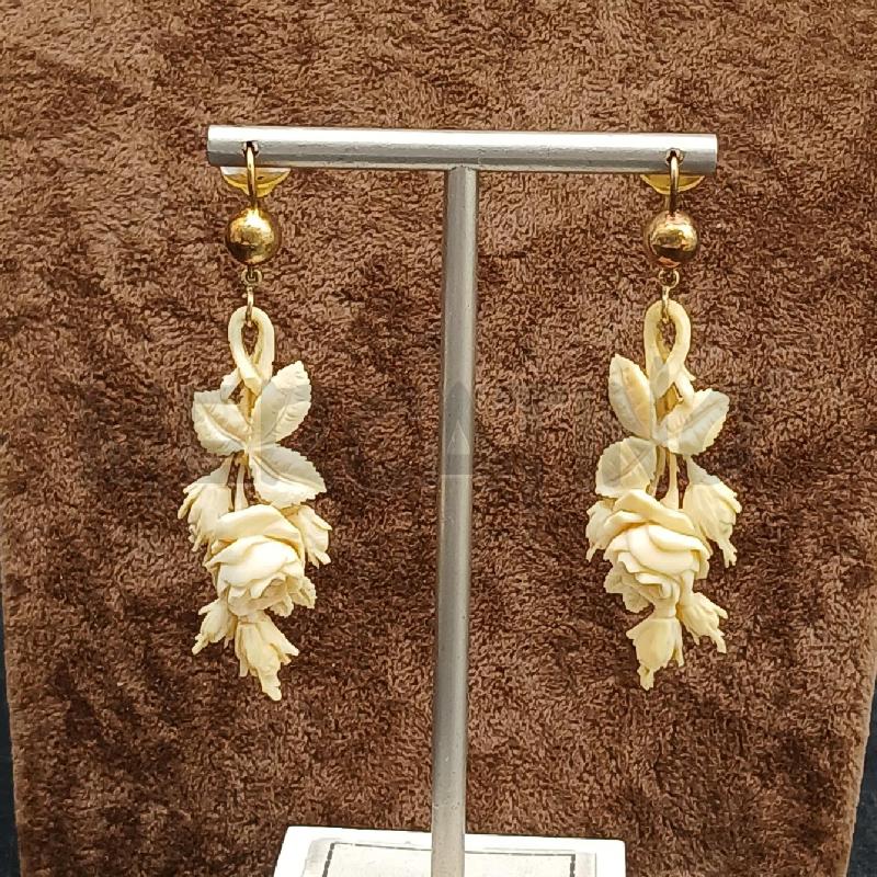 ORECCHINI ROSE BEIGE | Mercatino dell'Usato Roma garbatella 1
