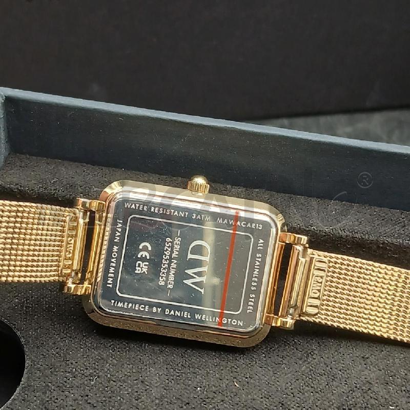 OROLOGIO DA POLSO DANIEL WELLINGTON DORATO  | Mercatino dell'Usato Roma garbatella 4