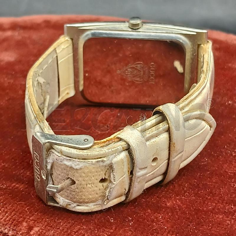 OROLOGIO DA POLSO GUCCI BEIGE  | Mercatino dell'Usato Roma garbatella 2