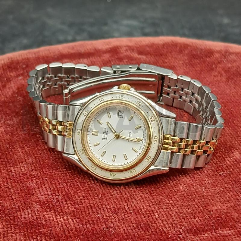 OROLOGIO DA POLSO SEIKO BIANCO DORATO  | Mercatino dell'Usato Roma garbatella 1
