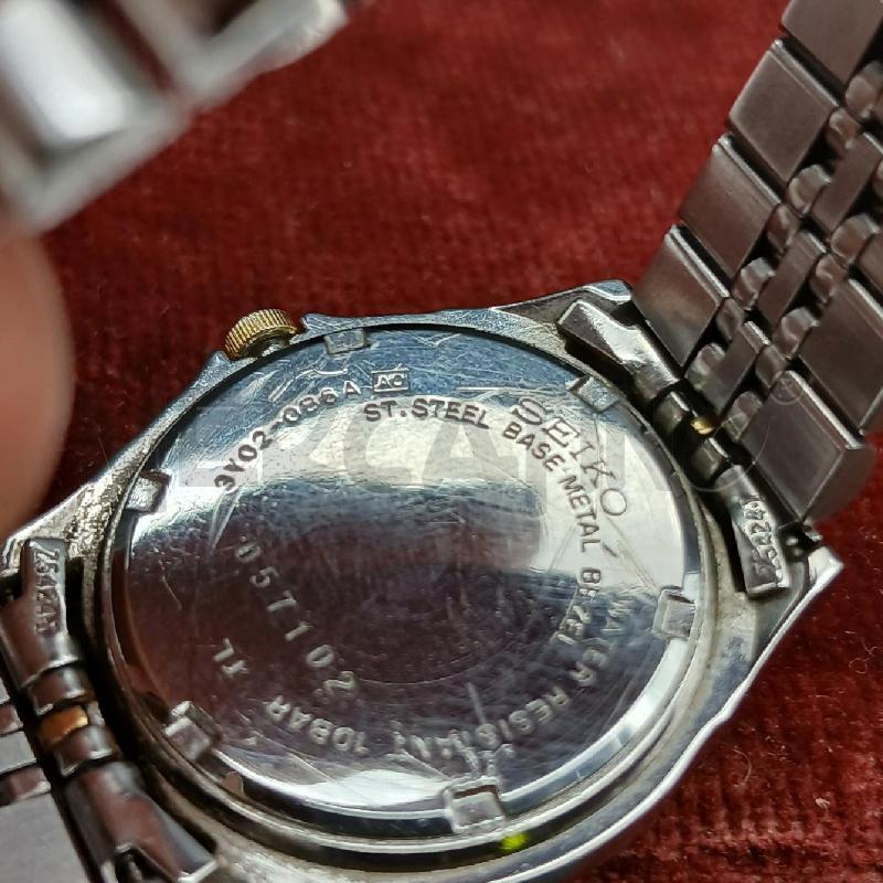 OROLOGIO DA POLSO SEIKO BIANCO DORATO  | Mercatino dell'Usato Roma garbatella 4