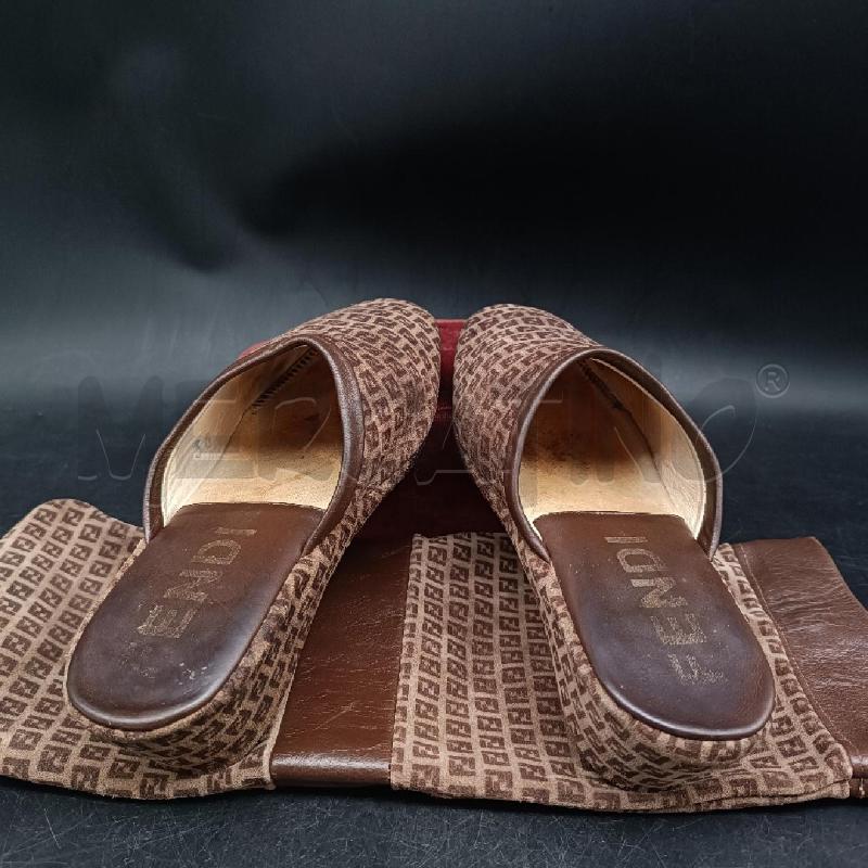 PANTOFOLE DONNA FENDI BEIGE MARRONE MONOGRAM  | Mercatino dell'Usato Roma garbatella 4