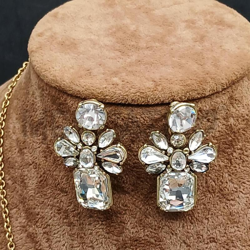 PARURE DET STRASS  | Mercatino dell'Usato Roma garbatella 3