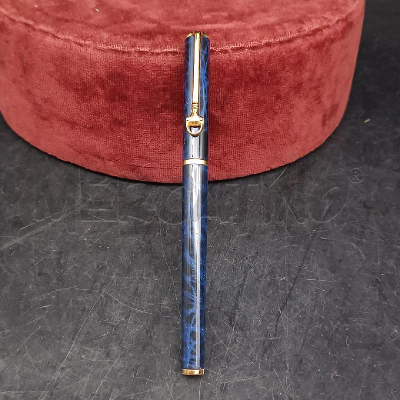 PENNA GUCCI STILO BLU  | Mercatino dell'Usato Roma garbatella 1