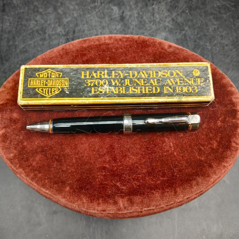 PENNA HARLEY DAVIDSON ROLLER  | Mercatino dell'Usato Roma garbatella 1
