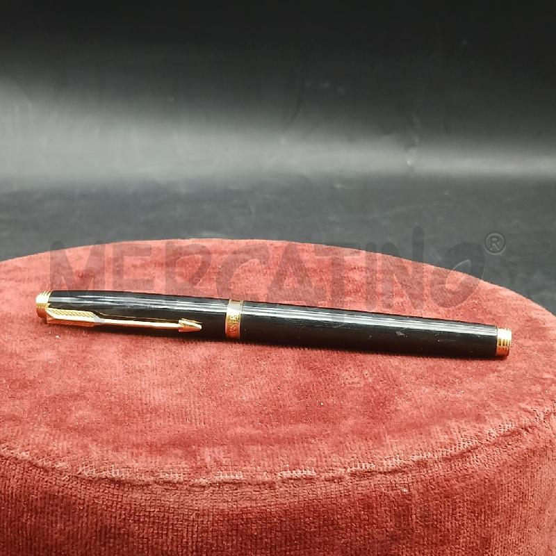 PENNA PARKER STILOGRAFICA NERA E DORATA | Mercatino dell'Usato Roma garbatella 1
