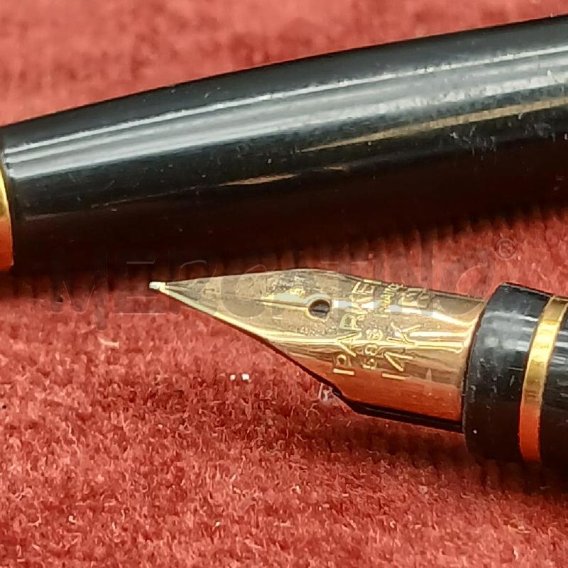 PENNA PARKER STILOGRAFICA NERA E DORATA | Mercatino dell'Usato Roma garbatella 5