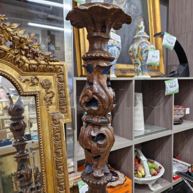 PIANTANA LEGNO INTAGLIATO  | Mercatino dell'Usato Roma garbatella 2